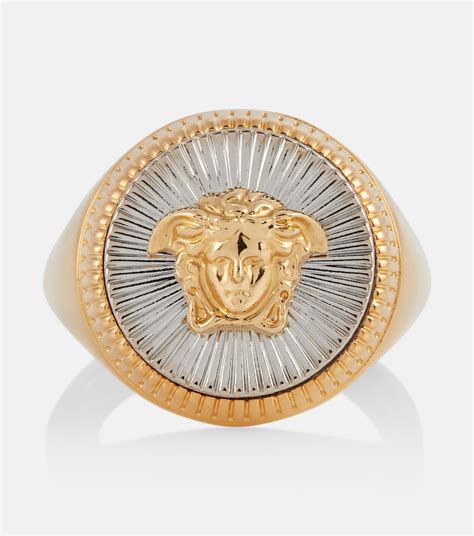 simbolo versace leone